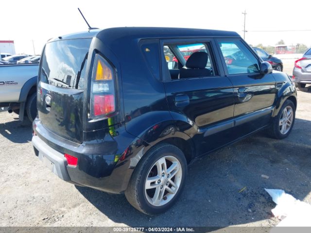 Photo 3 VIN: KNDJT2A20A7188681 - KIA SOUL 