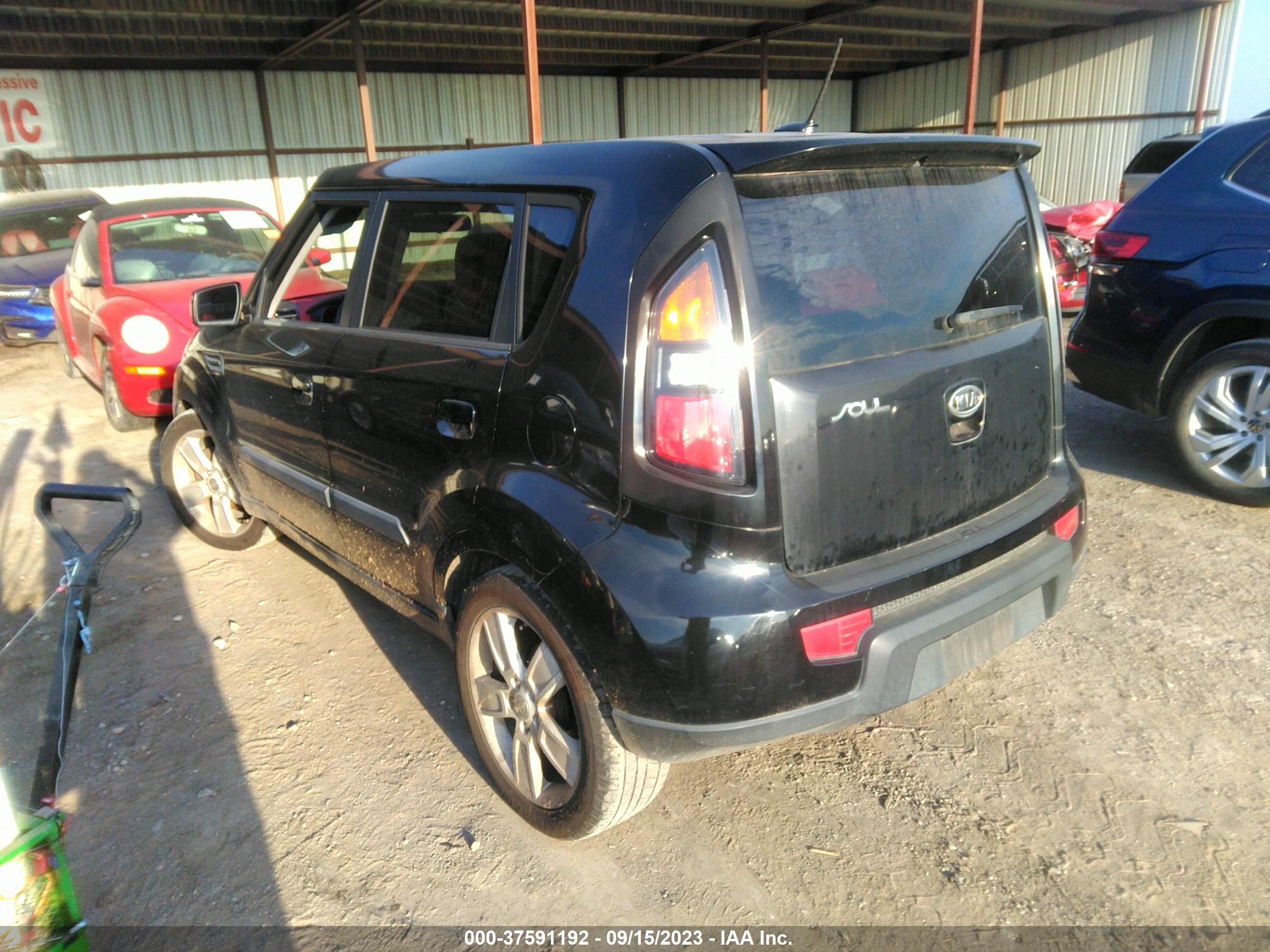 Photo 2 VIN: KNDJT2A20A7192634 - KIA SOUL 