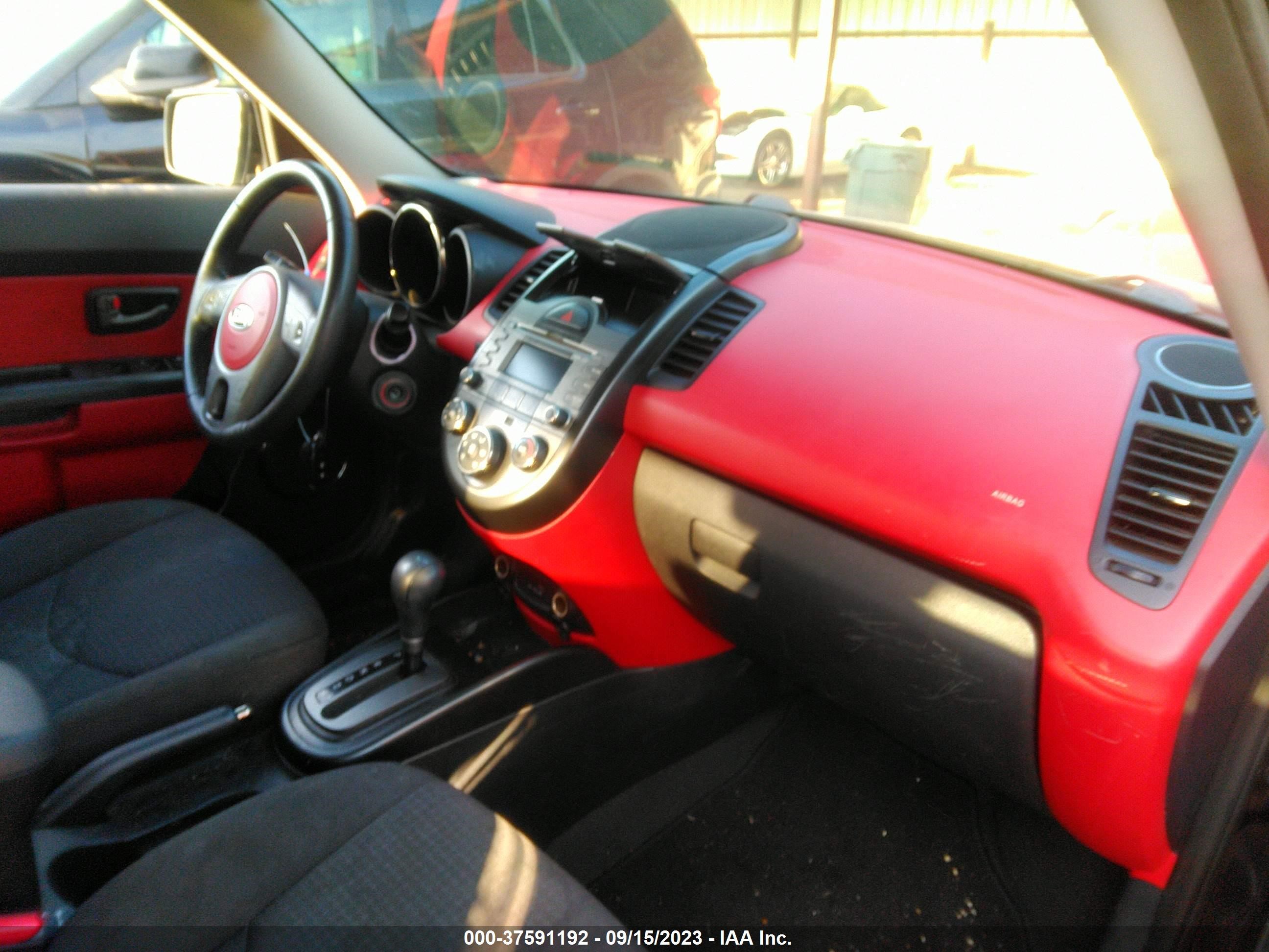 Photo 4 VIN: KNDJT2A20A7192634 - KIA SOUL 