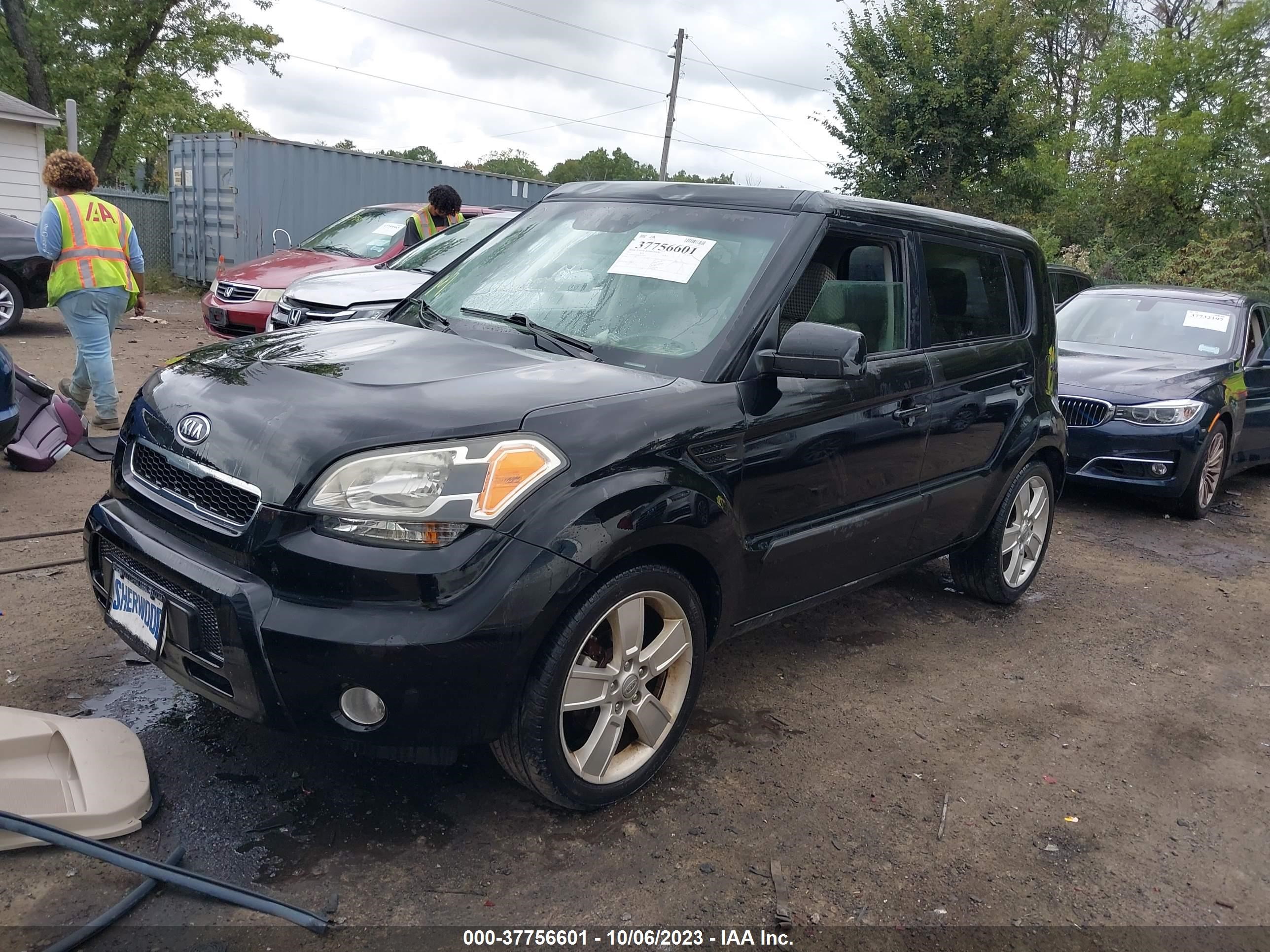 Photo 1 VIN: KNDJT2A20B7272758 - KIA SOUL 