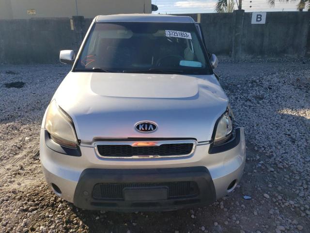 Photo 4 VIN: KNDJT2A20B7272811 - KIA SOUL 