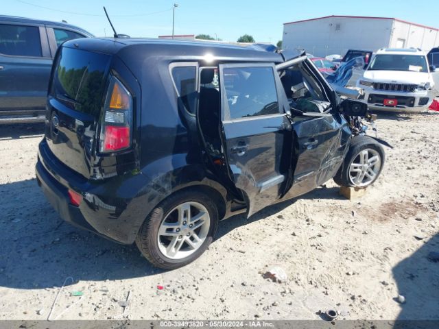 Photo 3 VIN: KNDJT2A20B7315690 - KIA SOUL 