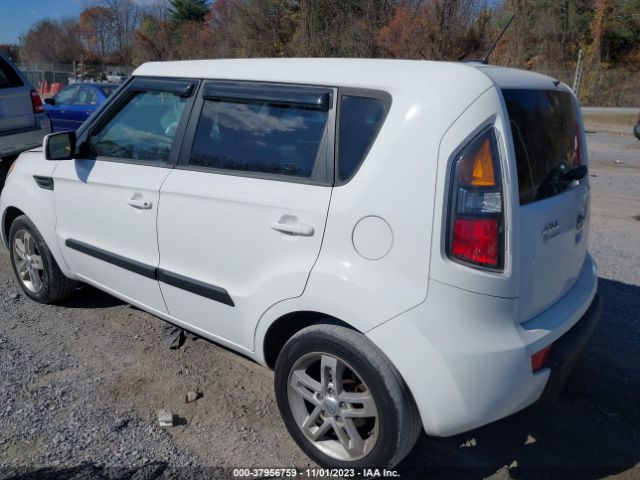 Photo 2 VIN: KNDJT2A20B7715331 - KIA SOUL 