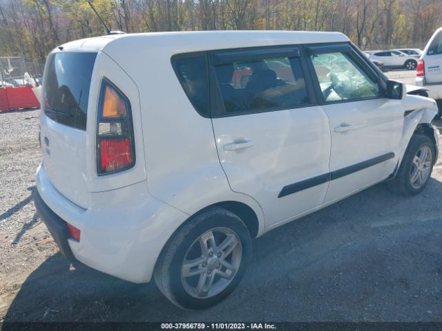 Photo 3 VIN: KNDJT2A20B7715331 - KIA SOUL 