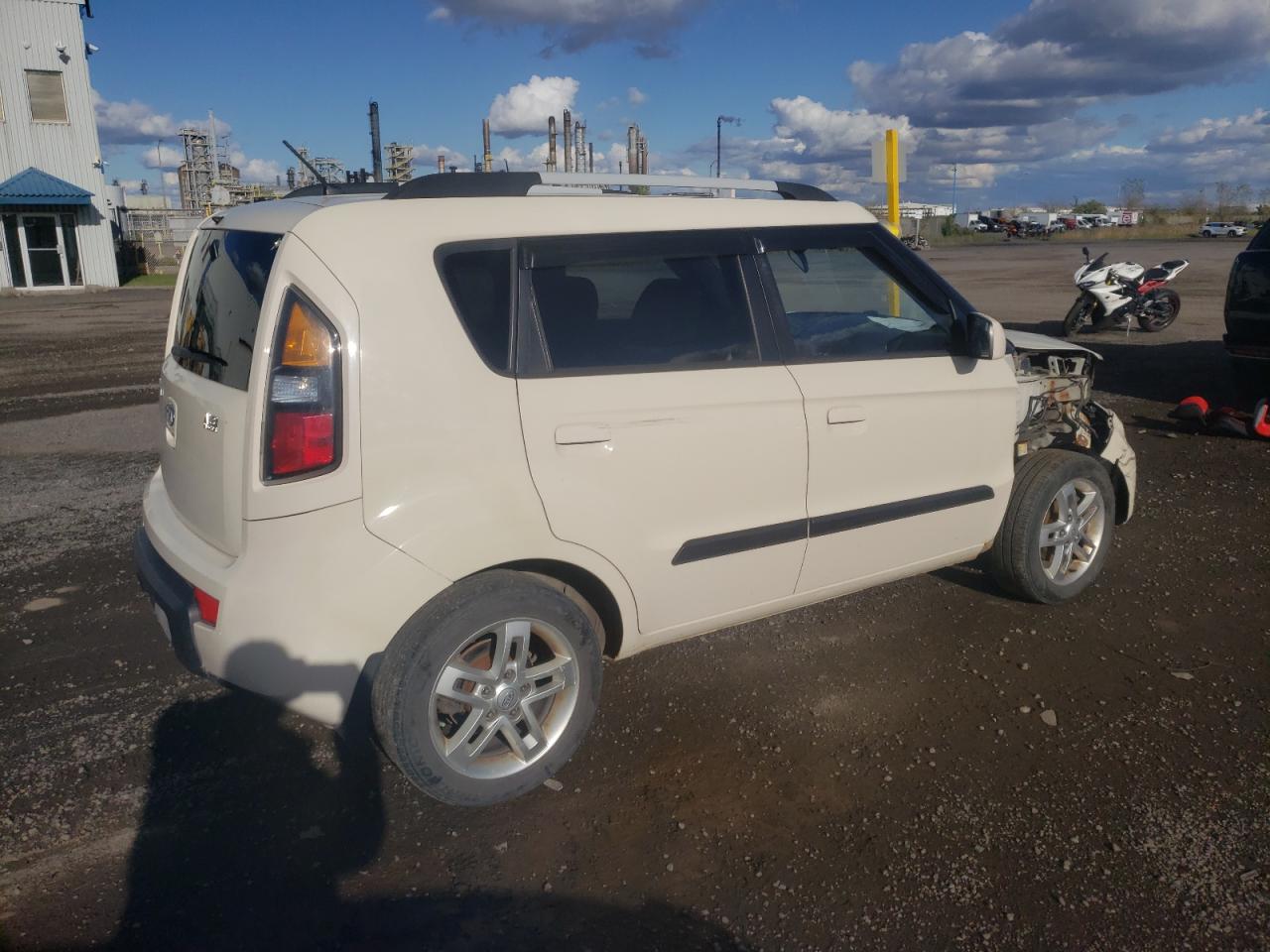 Photo 2 VIN: KNDJT2A21A7123595 - KIA SOUL 