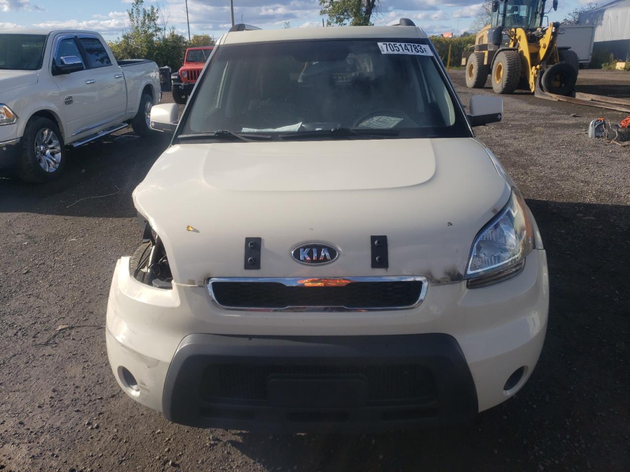 Photo 4 VIN: KNDJT2A21A7123595 - KIA SOUL 