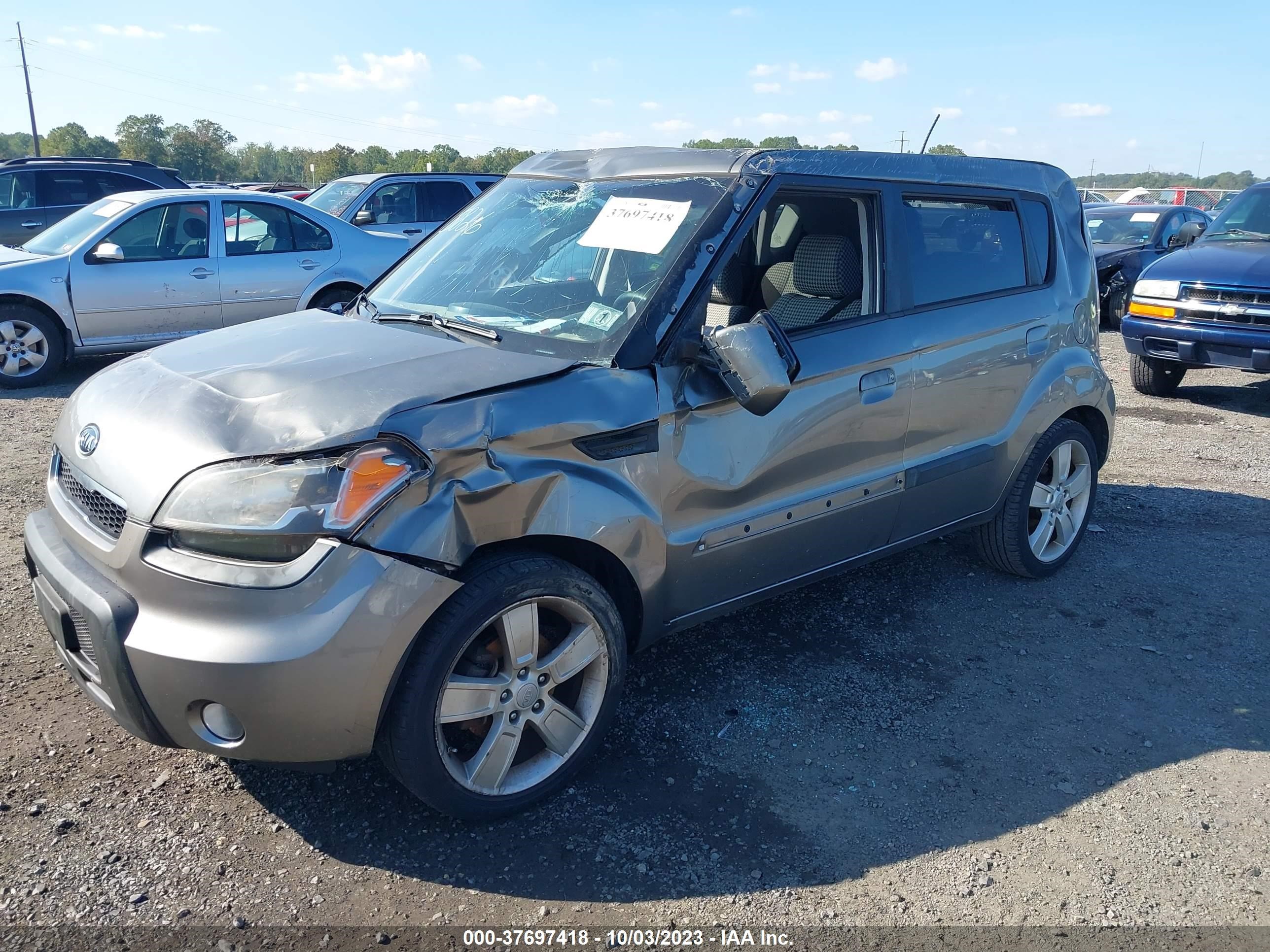 Photo 1 VIN: KNDJT2A21A7175826 - KIA SOUL 