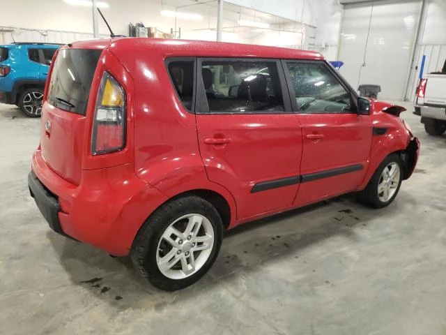 Photo 2 VIN: KNDJT2A21B7226890 - KIA SOUL + 