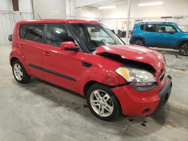 Photo 3 VIN: KNDJT2A21B7226890 - KIA SOUL + 