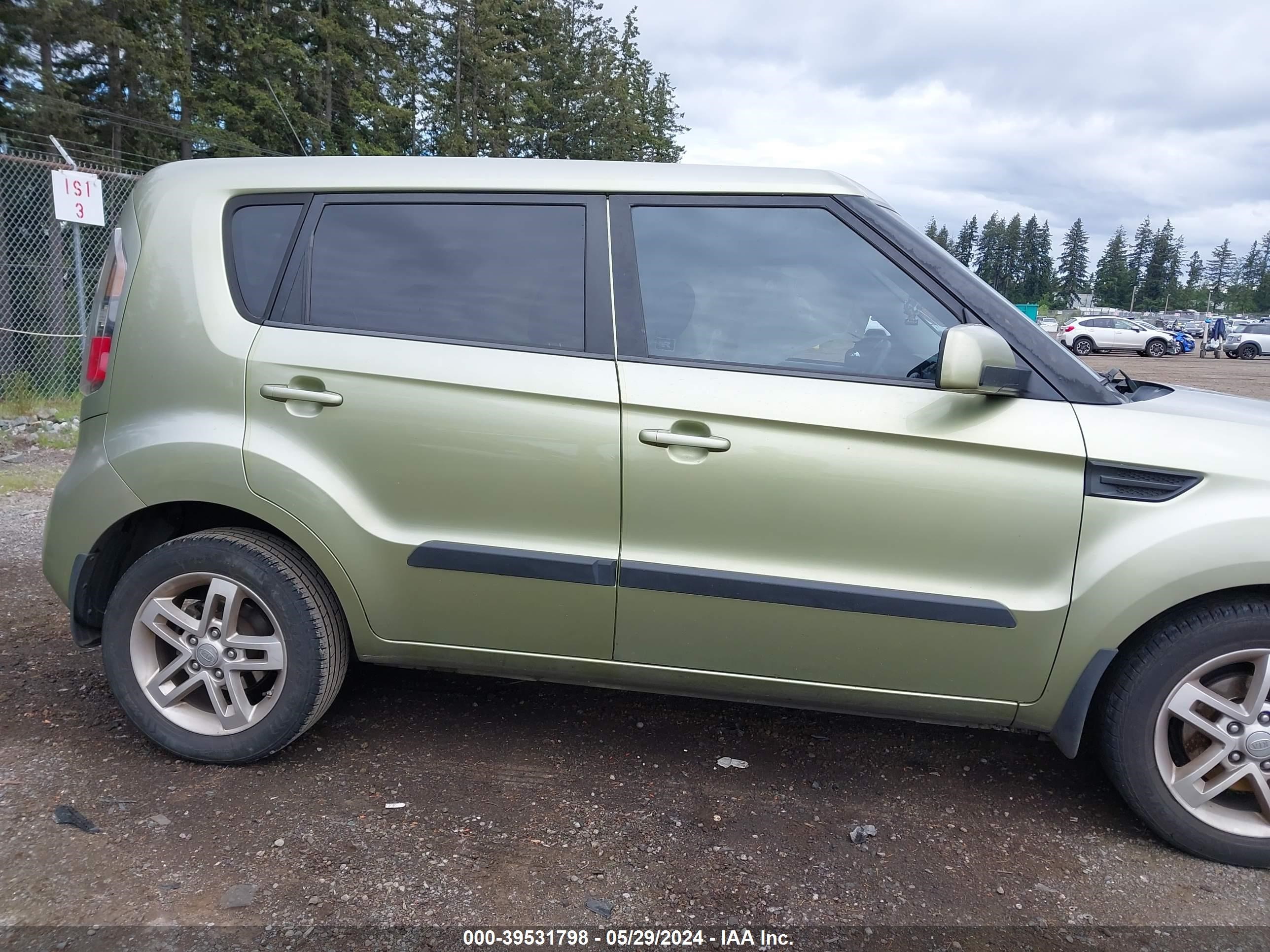 Photo 12 VIN: KNDJT2A21B7287916 - KIA SOUL 