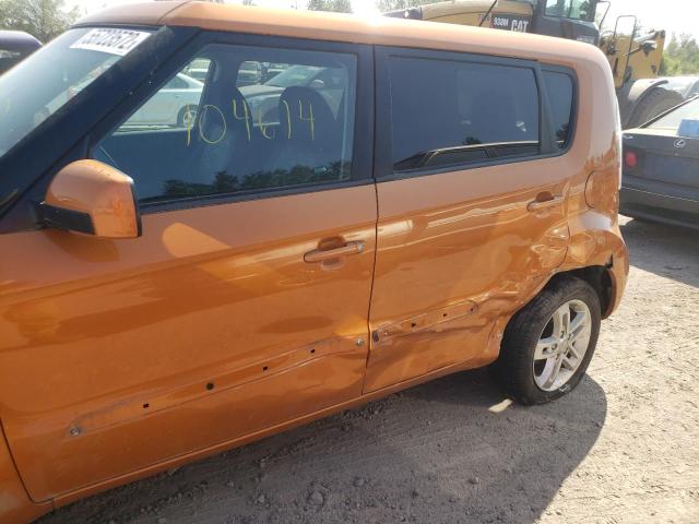 Photo 8 VIN: KNDJT2A21B7318534 - KIA SOUL + 