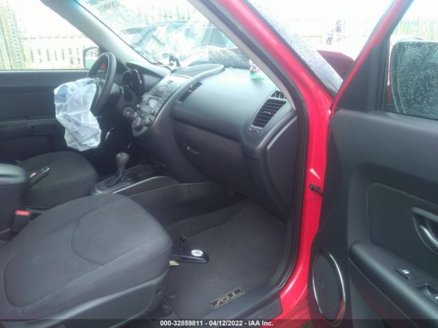 Photo 4 VIN: KNDJT2A21B7325094 - KIA SOUL 