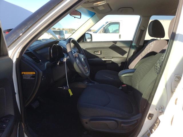 Photo 6 VIN: KNDJT2A21B7328156 - KIA SOUL + 