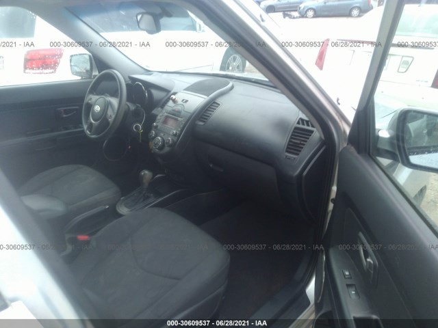 Photo 4 VIN: KNDJT2A21B7339139 - KIA SOUL 