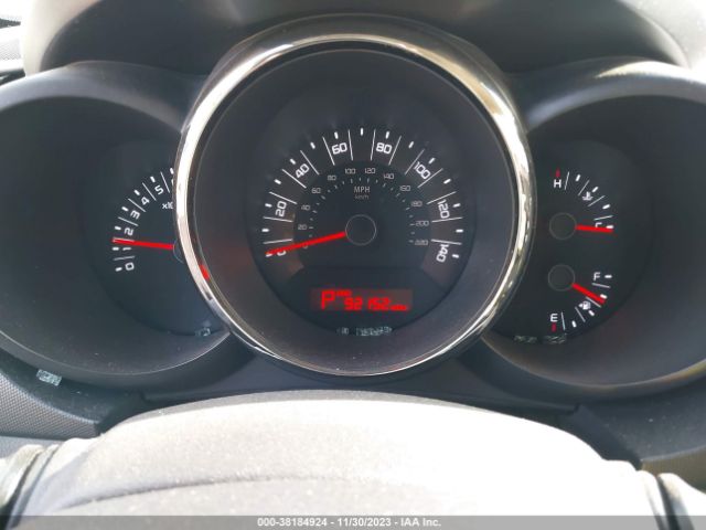 Photo 6 VIN: KNDJT2A21B7344213 - KIA SOUL 