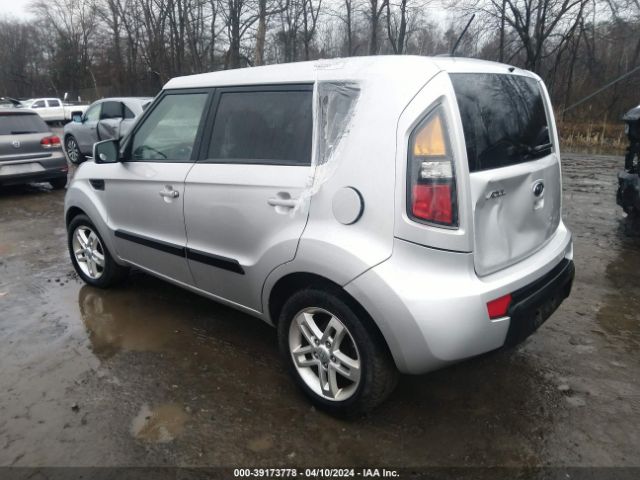 Photo 2 VIN: KNDJT2A21B7708209 - KIA SOUL 