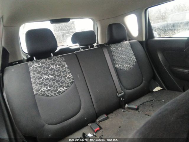 Photo 7 VIN: KNDJT2A21B7708209 - KIA SOUL 