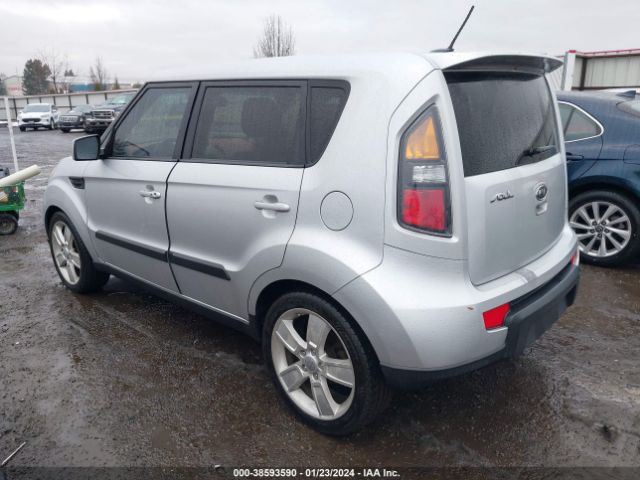 Photo 2 VIN: KNDJT2A21B7722465 - KIA SOUL 