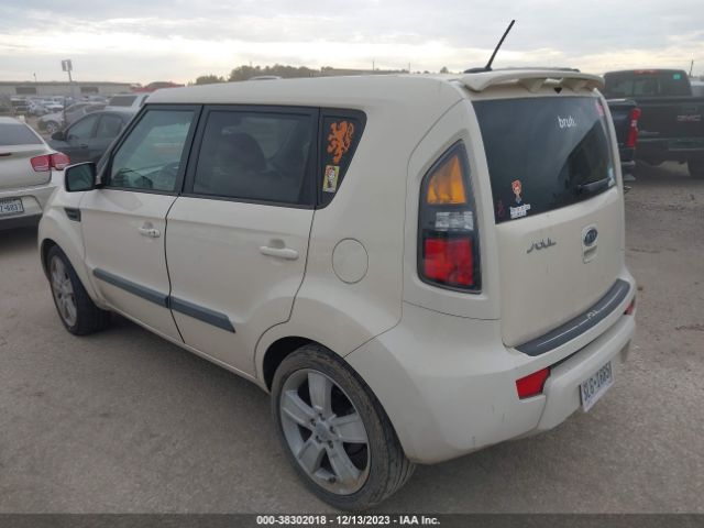 Photo 2 VIN: KNDJT2A21B7724829 - KIA SOUL 