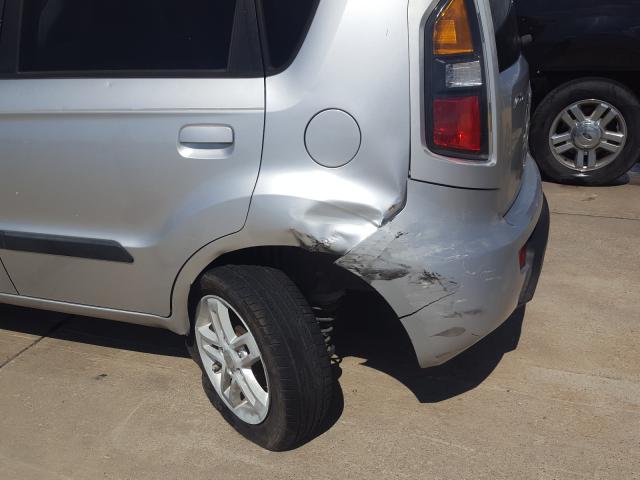 Photo 8 VIN: KNDJT2A22A7029578 - KIA SOUL + 