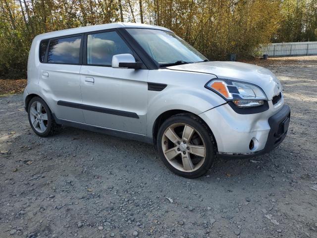 Photo 3 VIN: KNDJT2A22A7047031 - KIA SOUL + 