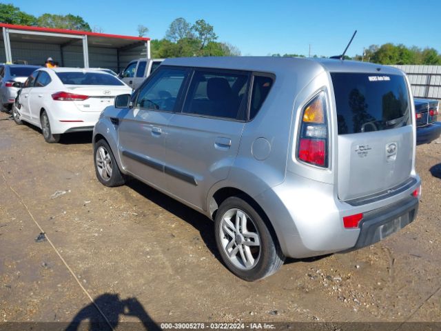 Photo 2 VIN: KNDJT2A22A7095015 - KIA SOUL 