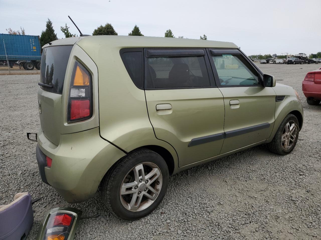 Photo 2 VIN: KNDJT2A22A7190450 - KIA SOUL 