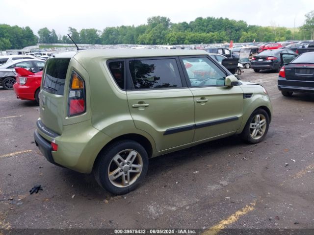 Photo 3 VIN: KNDJT2A22B7225635 - KIA SOUL 