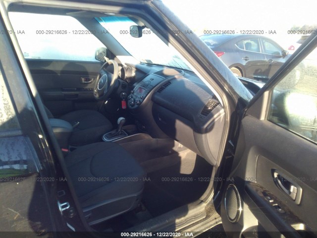 Photo 4 VIN: KNDJT2A22B7225828 - KIA SOUL 