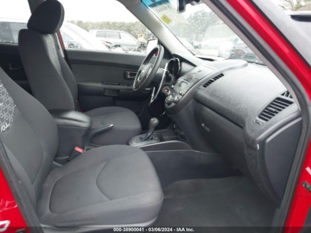 Photo 4 VIN: KNDJT2A22B7240149 - KIA SOUL 