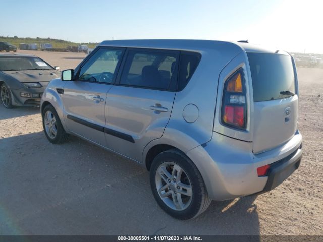 Photo 2 VIN: KNDJT2A22B7266511 - KIA SOUL 