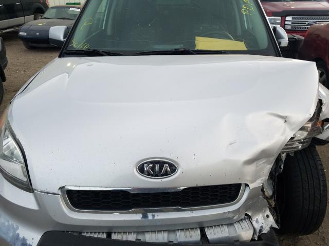 Photo 6 VIN: KNDJT2A22B7707781 - KIA SOUL + 