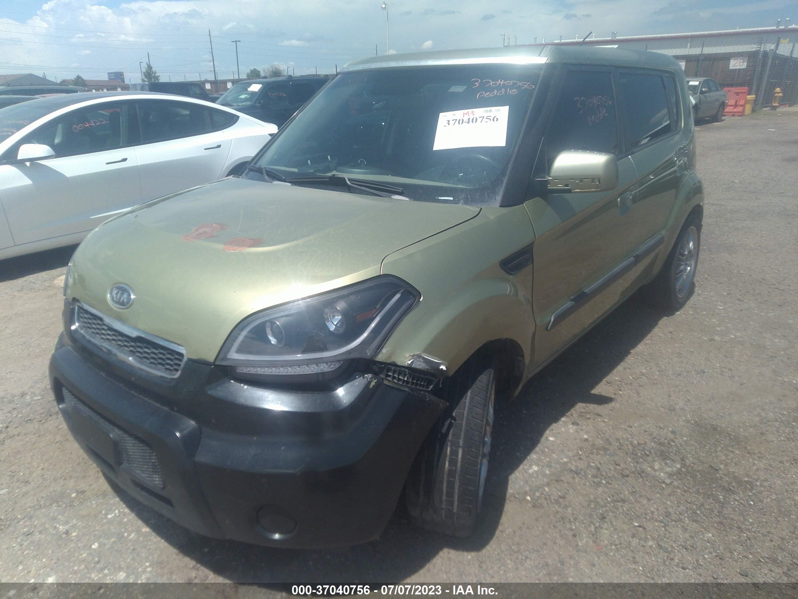 Photo 5 VIN: KNDJT2A23A7057289 - KIA SOUL 