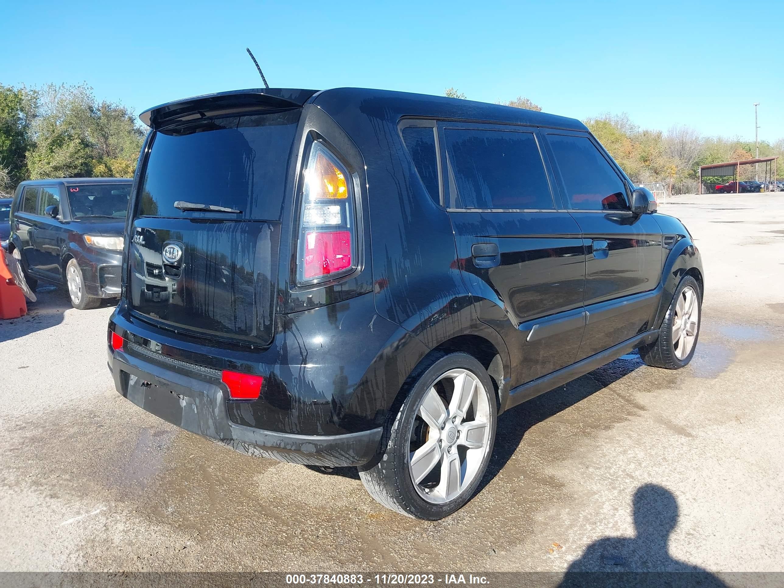 Photo 3 VIN: KNDJT2A23A7078577 - KIA SOUL 