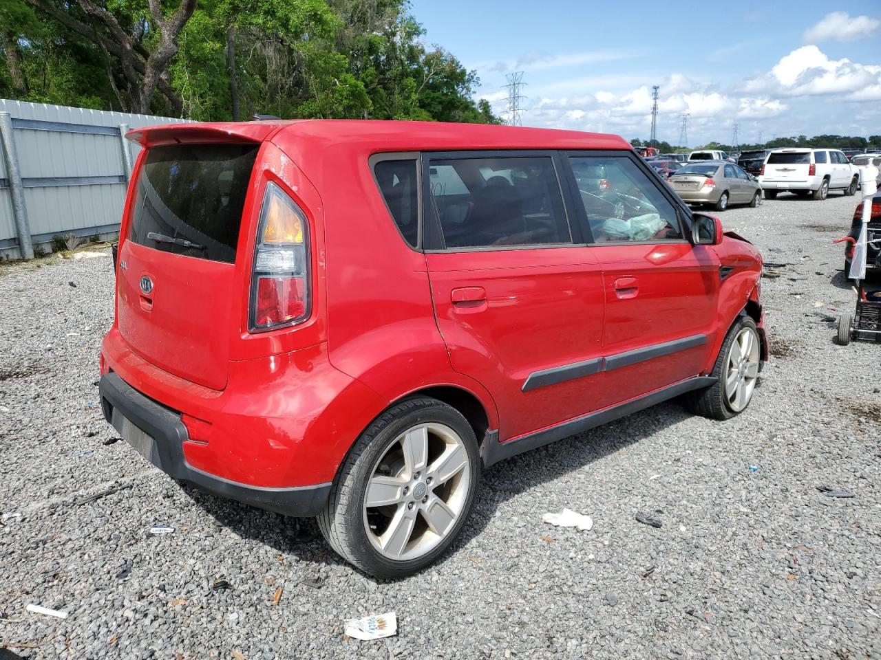 Photo 2 VIN: KNDJT2A23A7097405 - KIA SOUL 