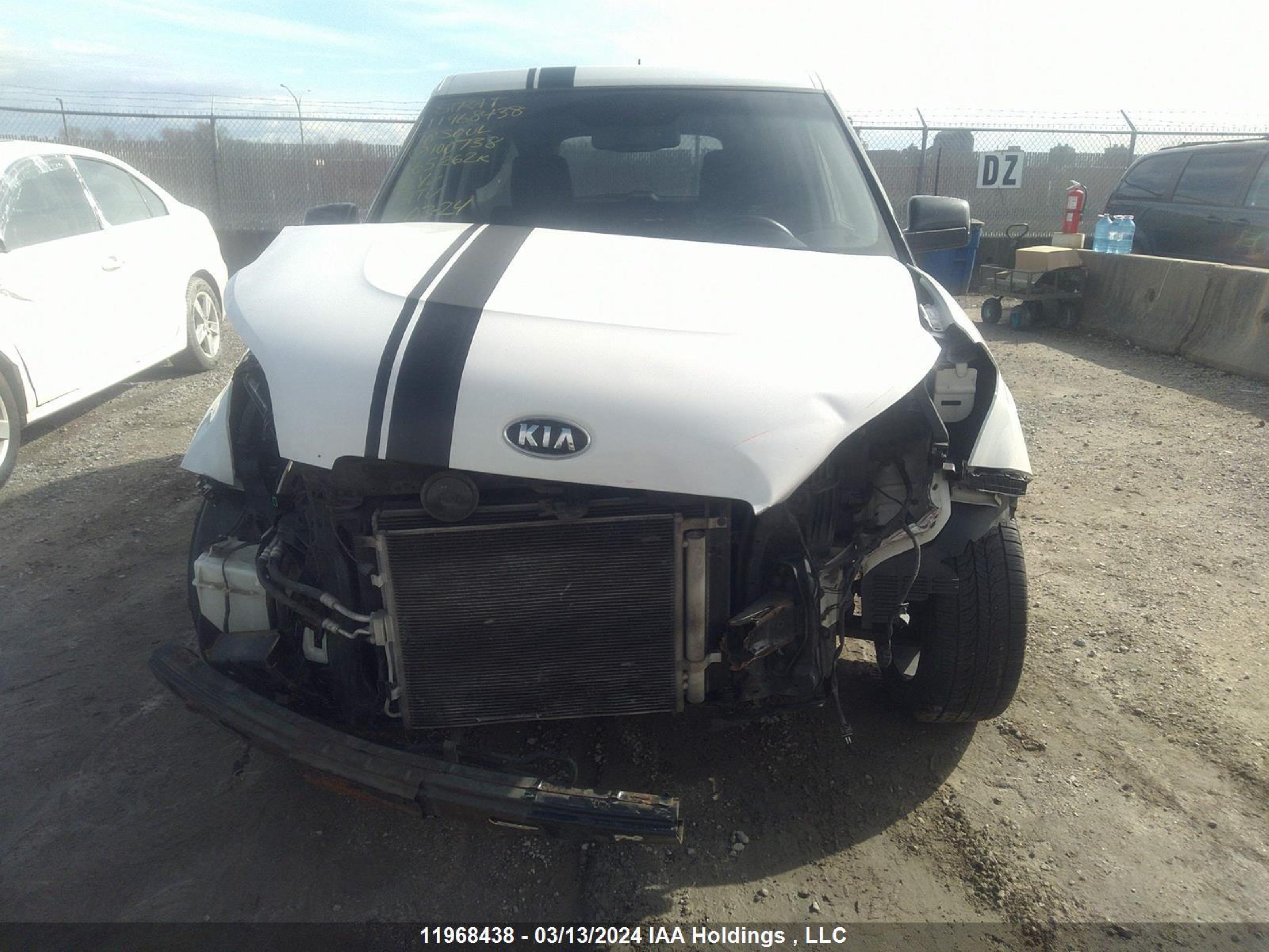 Photo 12 VIN: KNDJT2A23A7100738 - KIA SOUL 