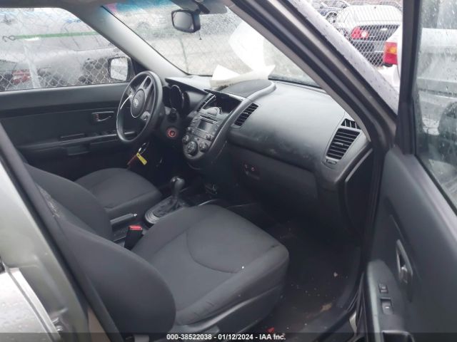 Photo 4 VIN: KNDJT2A23B7210447 - KIA SOUL 