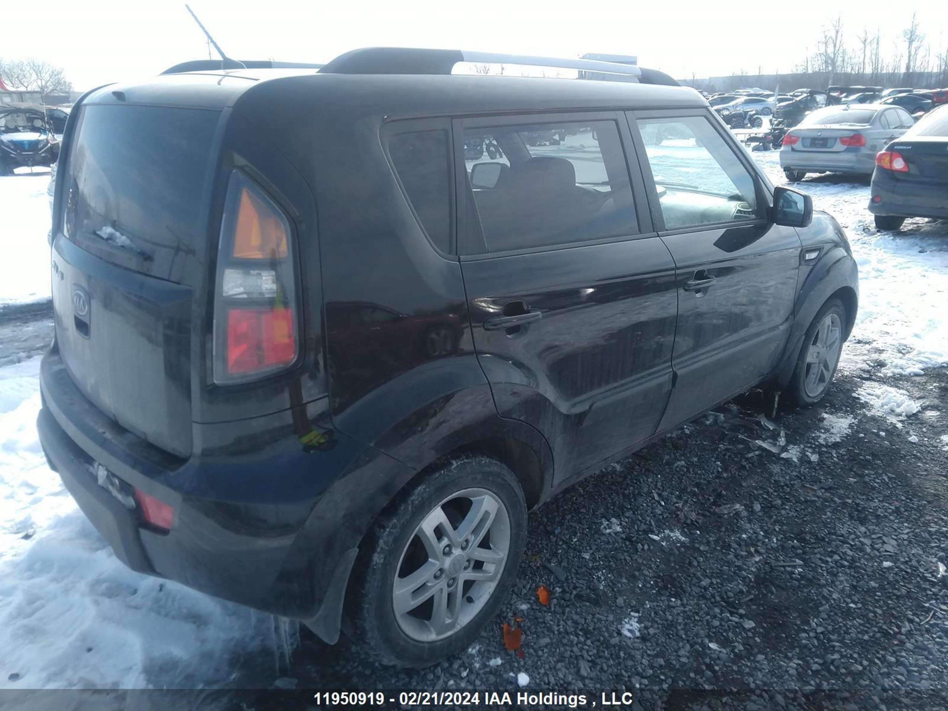 Photo 3 VIN: KNDJT2A23B7223487 - KIA SOUL 