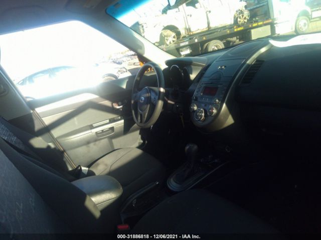 Photo 4 VIN: KNDJT2A23B7273645 - KIA SOUL 