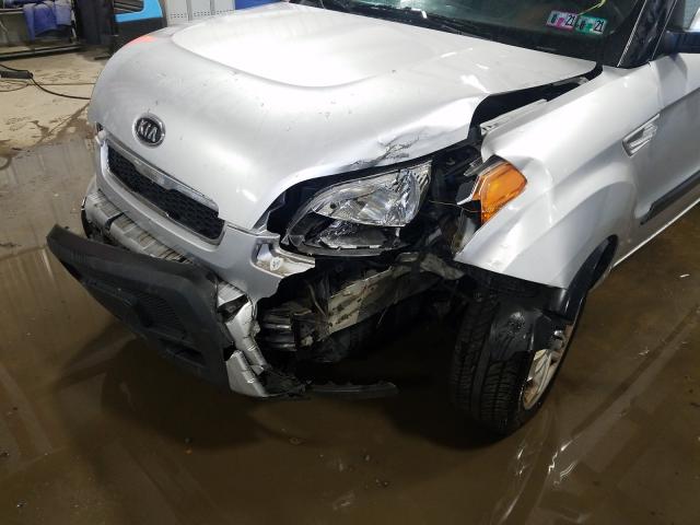 Photo 8 VIN: KNDJT2A23B7282135 - KIA SOUL + 