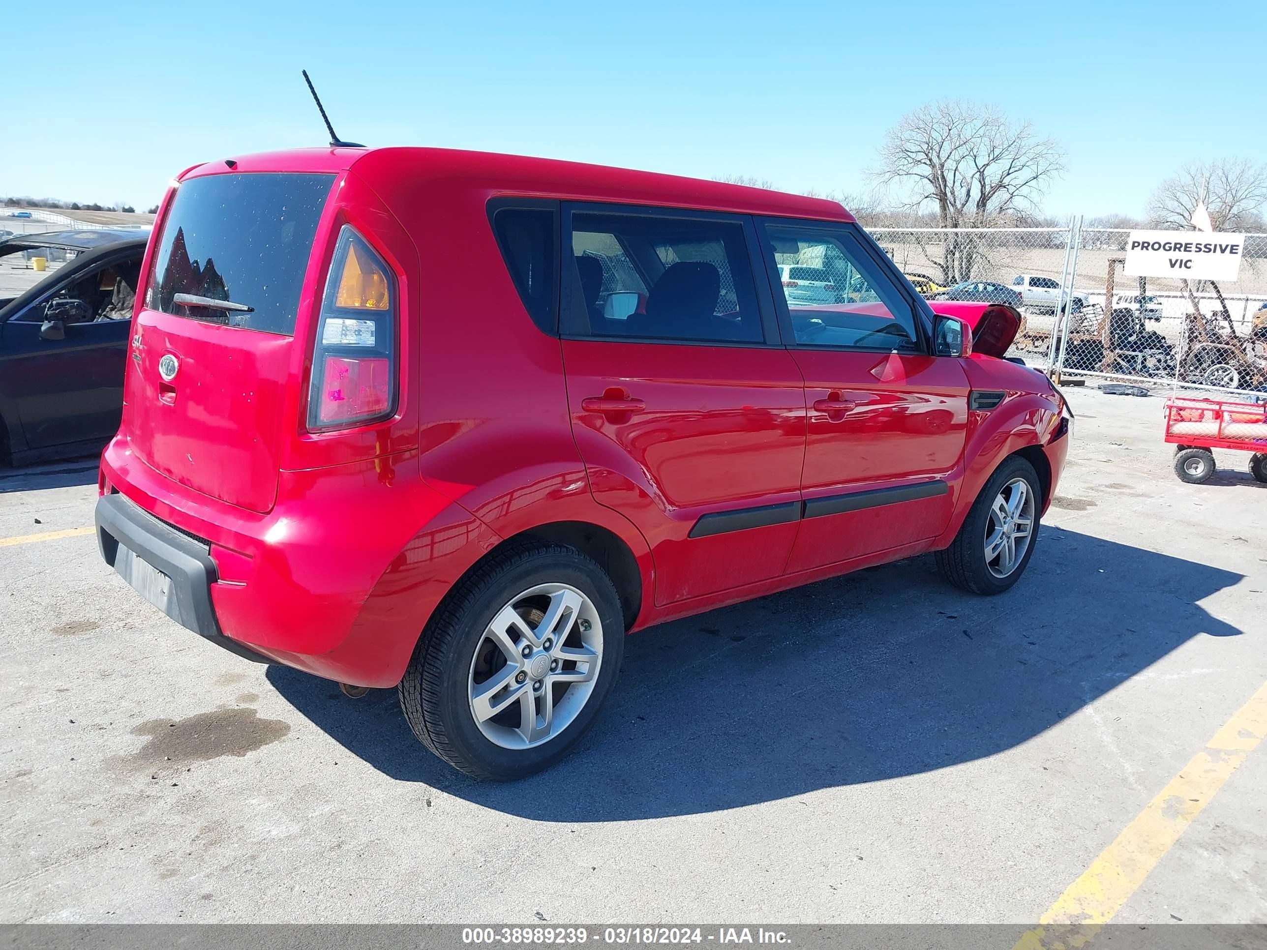 Photo 3 VIN: KNDJT2A23B7310046 - KIA SOUL 