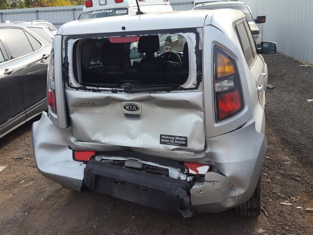 Photo 8 VIN: KNDJT2A23B7709233 - KIA SOUL 