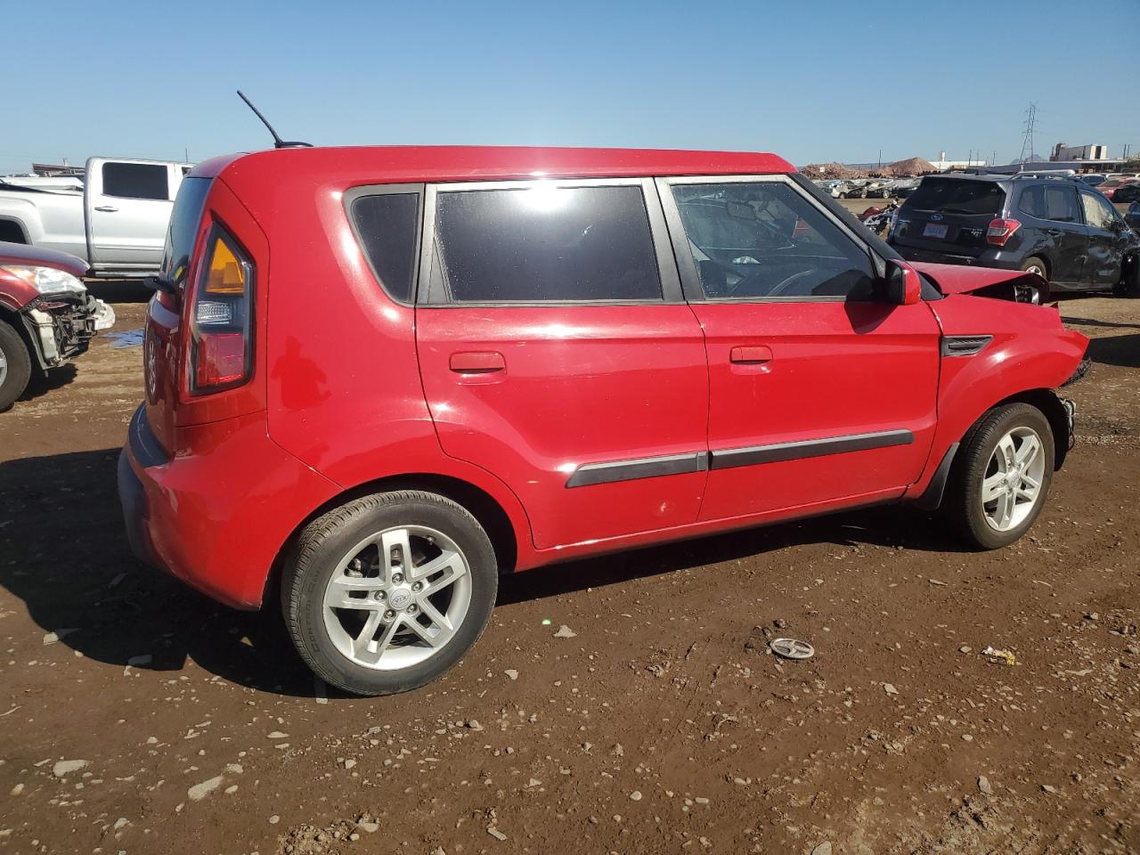 Photo 2 VIN: KNDJT2A24A7038363 - KIA SOUL 