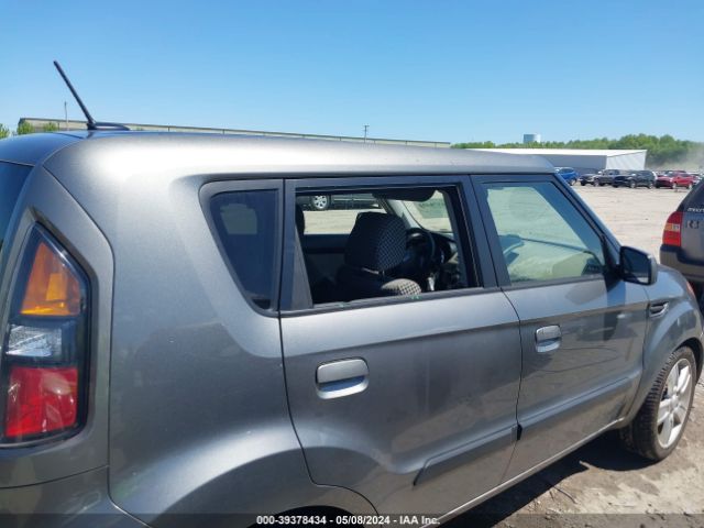 Photo 5 VIN: KNDJT2A24A7045782 - KIA SOUL 