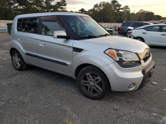 Photo 3 VIN: KNDJT2A24A7107813 - KIA SOUL + 