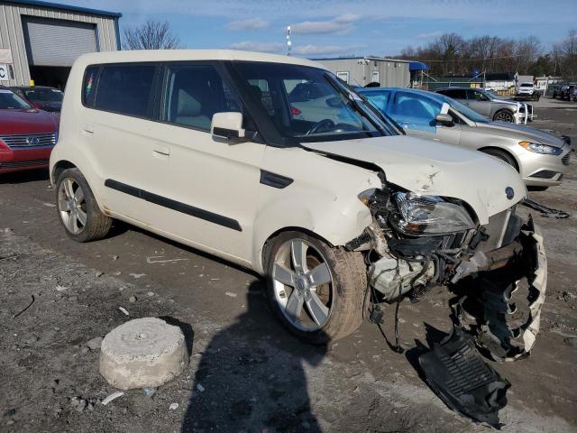 Photo 3 VIN: KNDJT2A24A7132033 - KIA SOUL + 