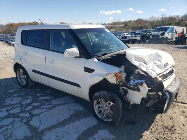 Photo 3 VIN: KNDJT2A24A7138818 - KIA SOUL + 