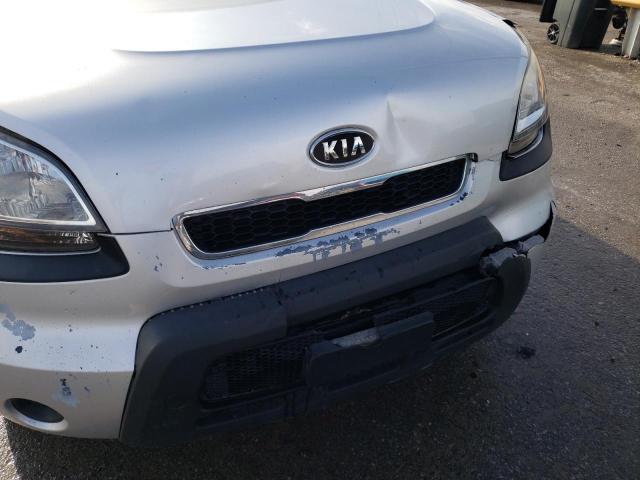 Photo 8 VIN: KNDJT2A24A7702290 - KIA SOUL + 