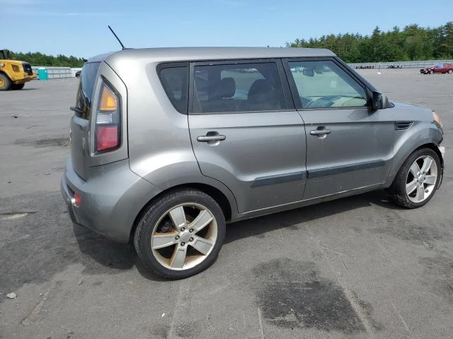 Photo 2 VIN: KNDJT2A24B7226057 - KIA SOUL + 