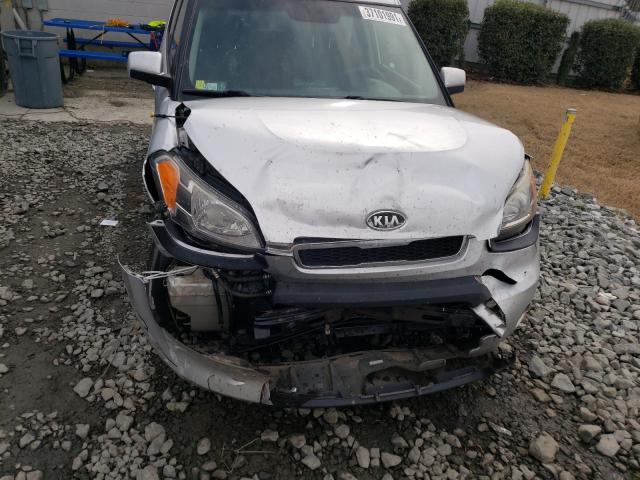 Photo 8 VIN: KNDJT2A24B7265067 - KIA SOUL + 